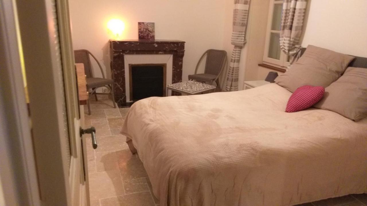Le Gite Au Pied Du Chateau De Chaumont Dış mekan fotoğraf